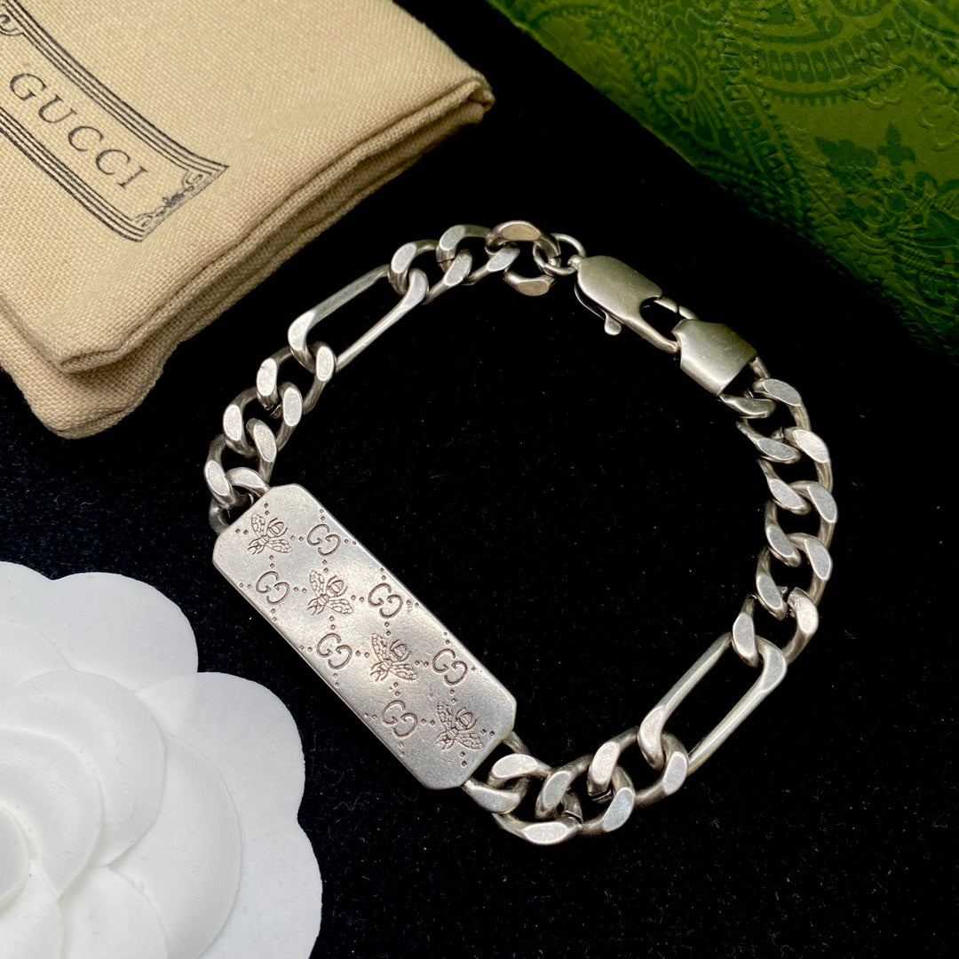 X1R75B46X Popular    Necklaces . Bracelets .