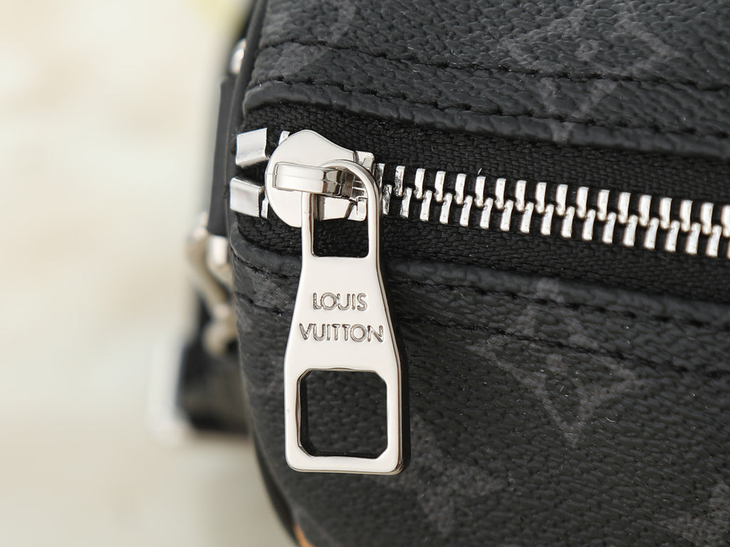 B1R76E51 Popular leather bag