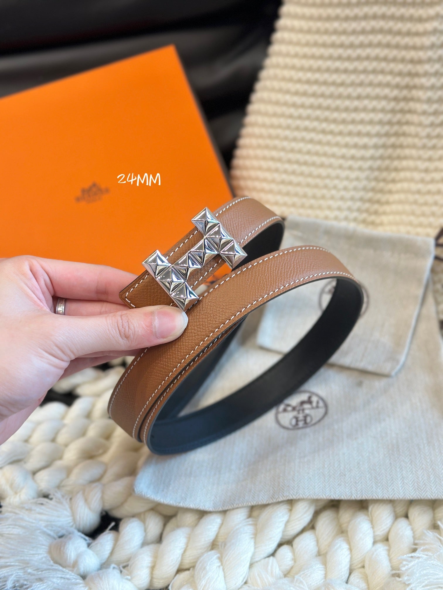P1W15H189 Popular   High quality belt With full package