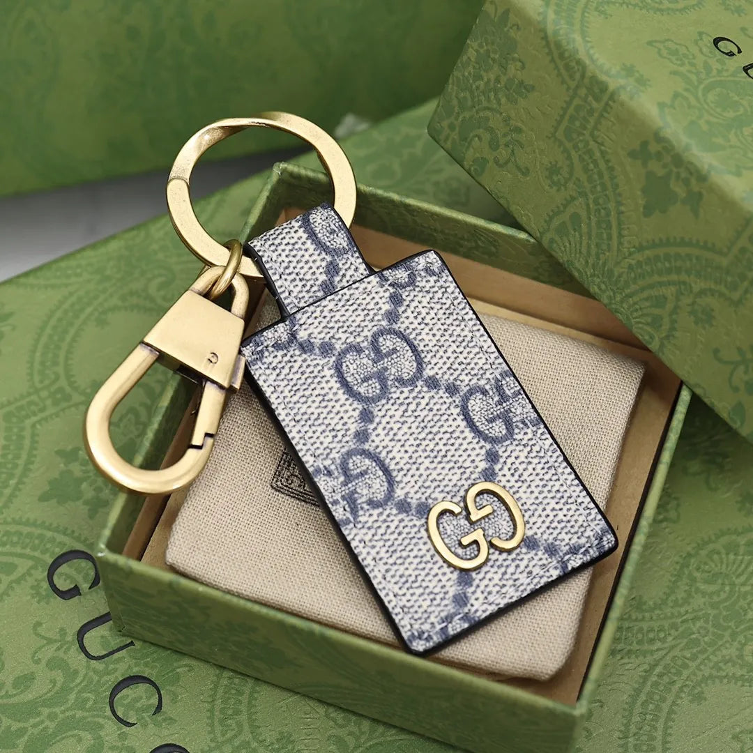 A1Z105B102 Popular bag 's charms accessories