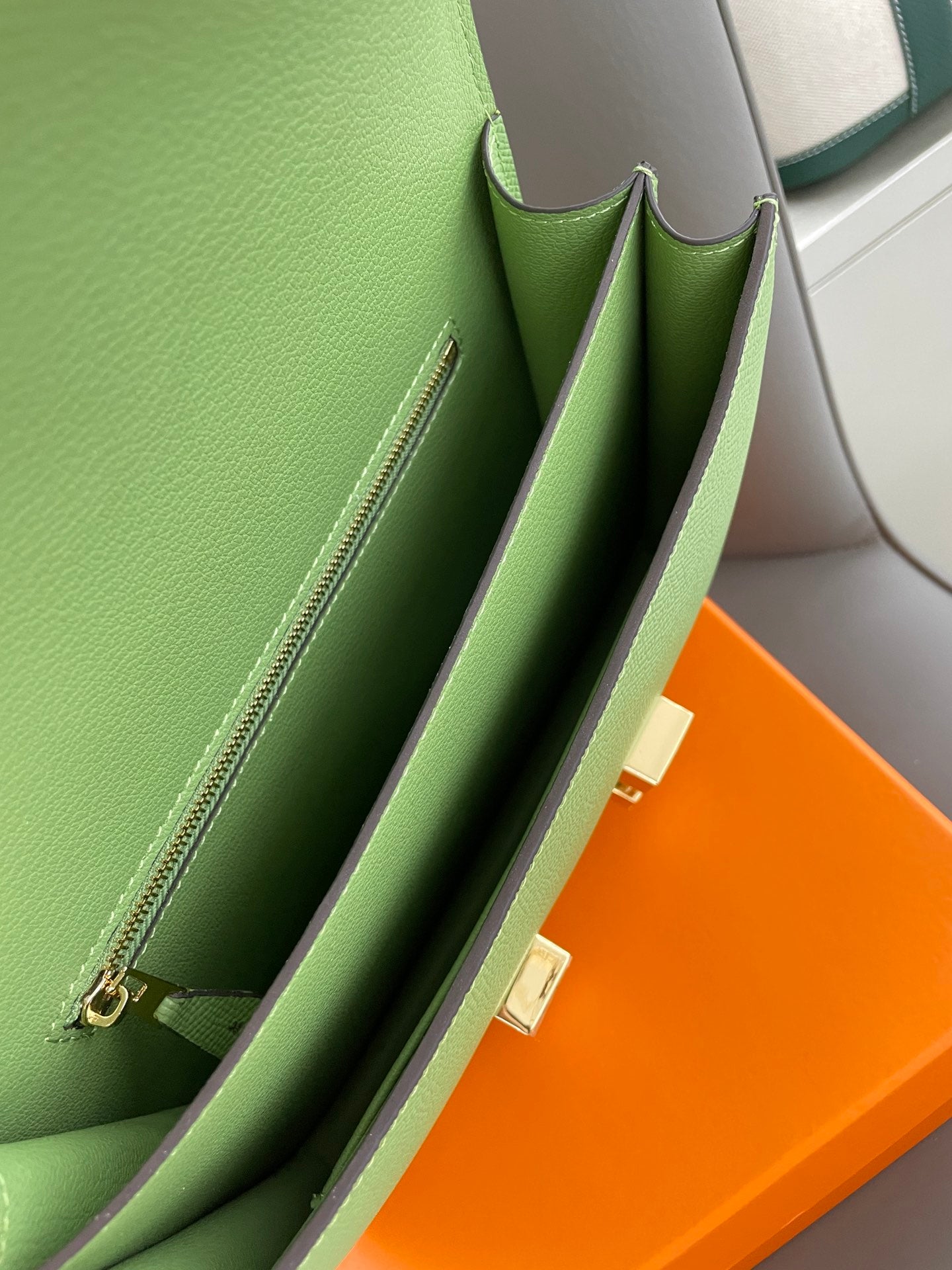 B1N55H66 Popular   leather bag