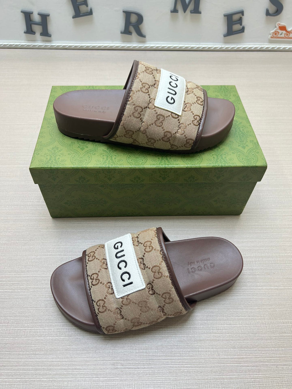 Z5ZB49 Popular slippers