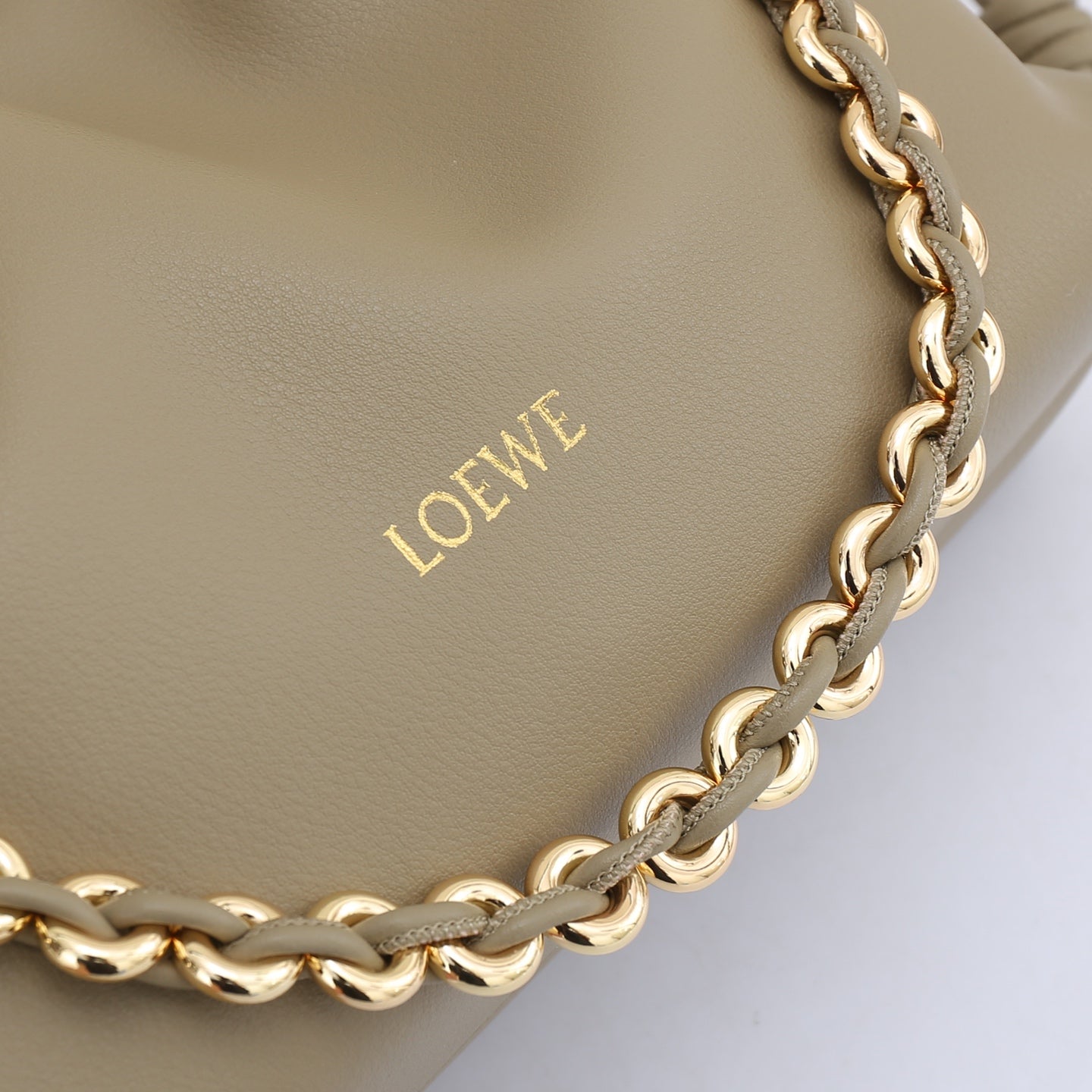 B1R66A9 Popular leather bag