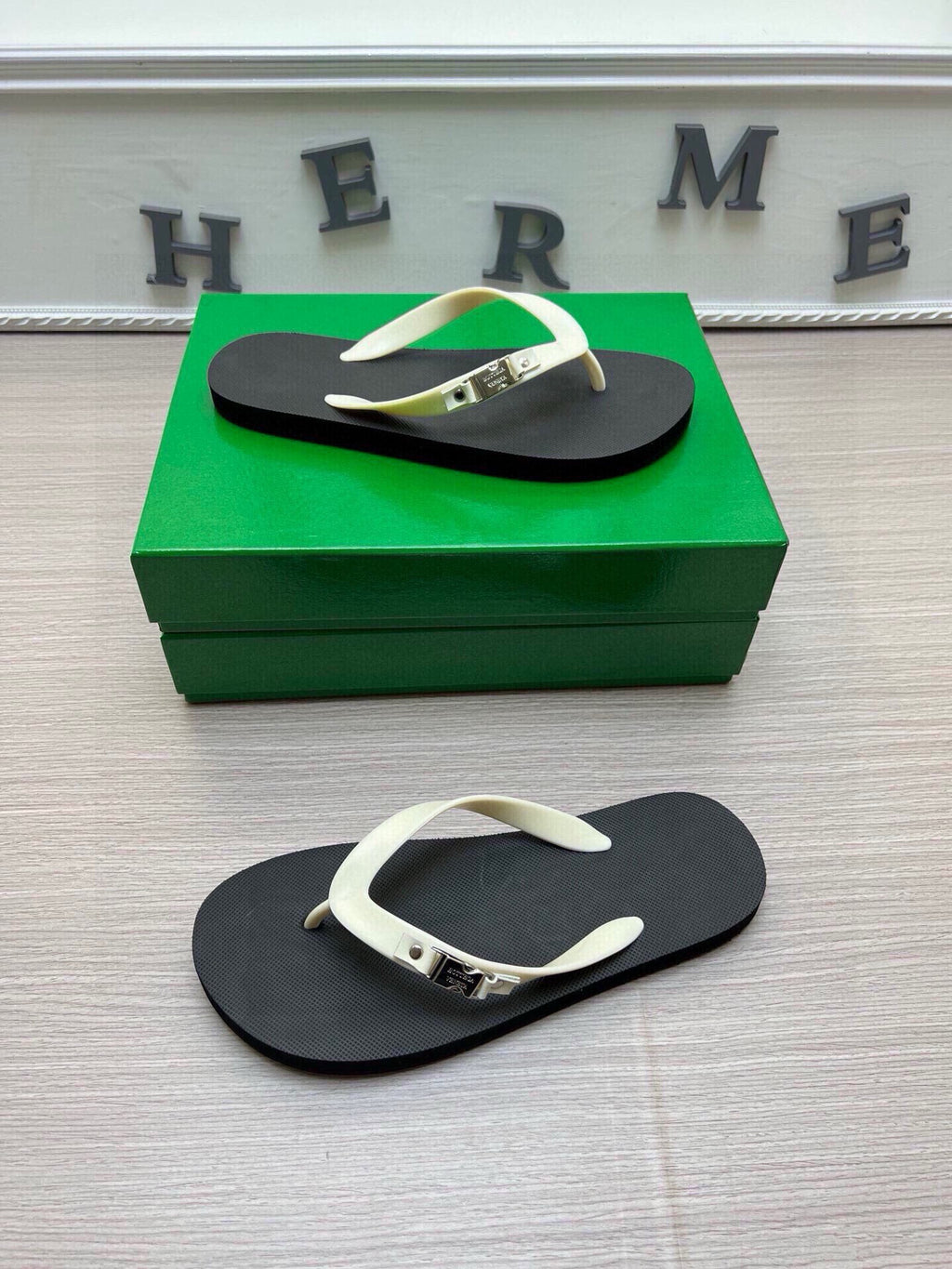 Z5Z35A291 Popular Slippers