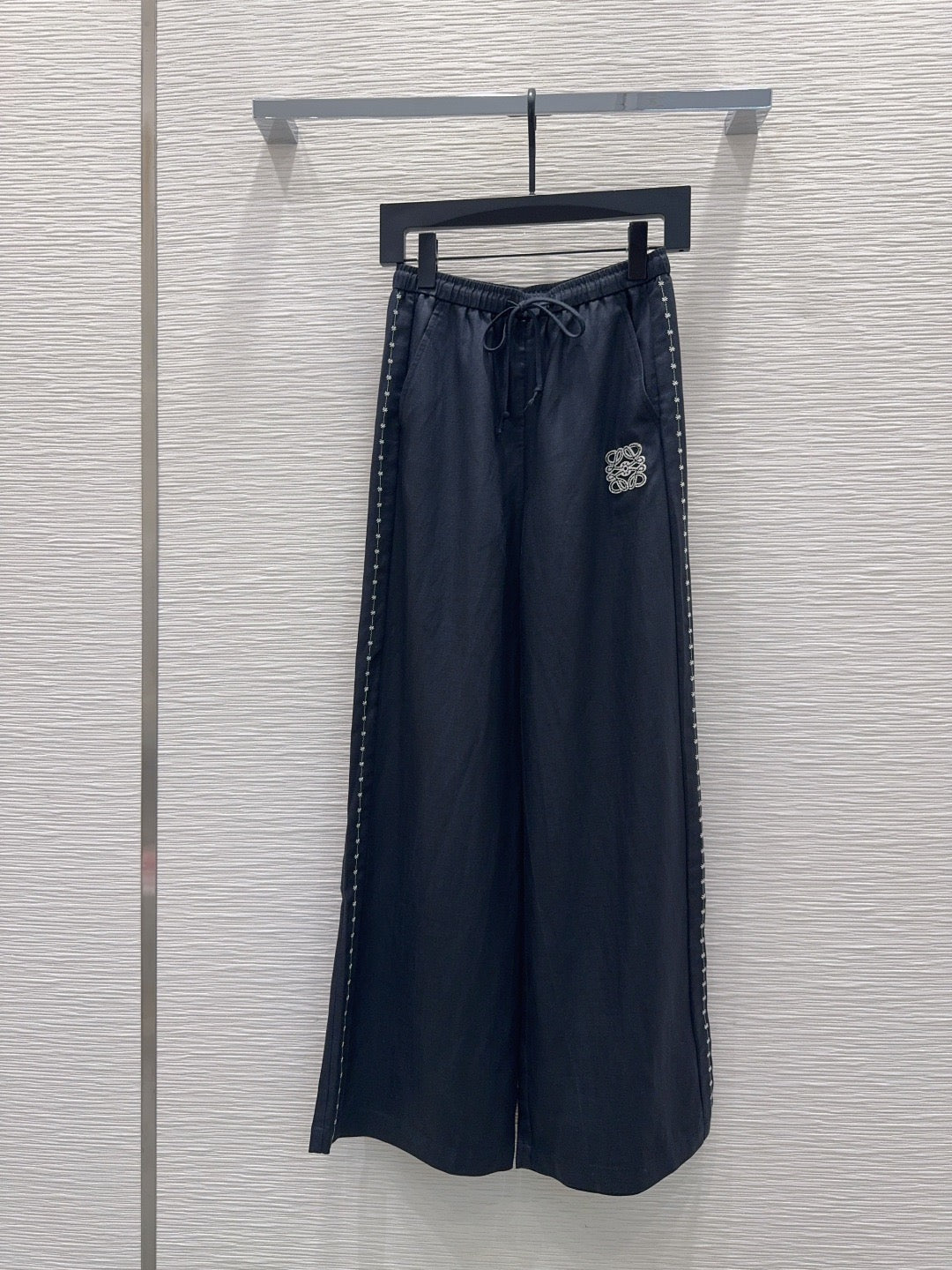 U1X56A2 Popular Pants