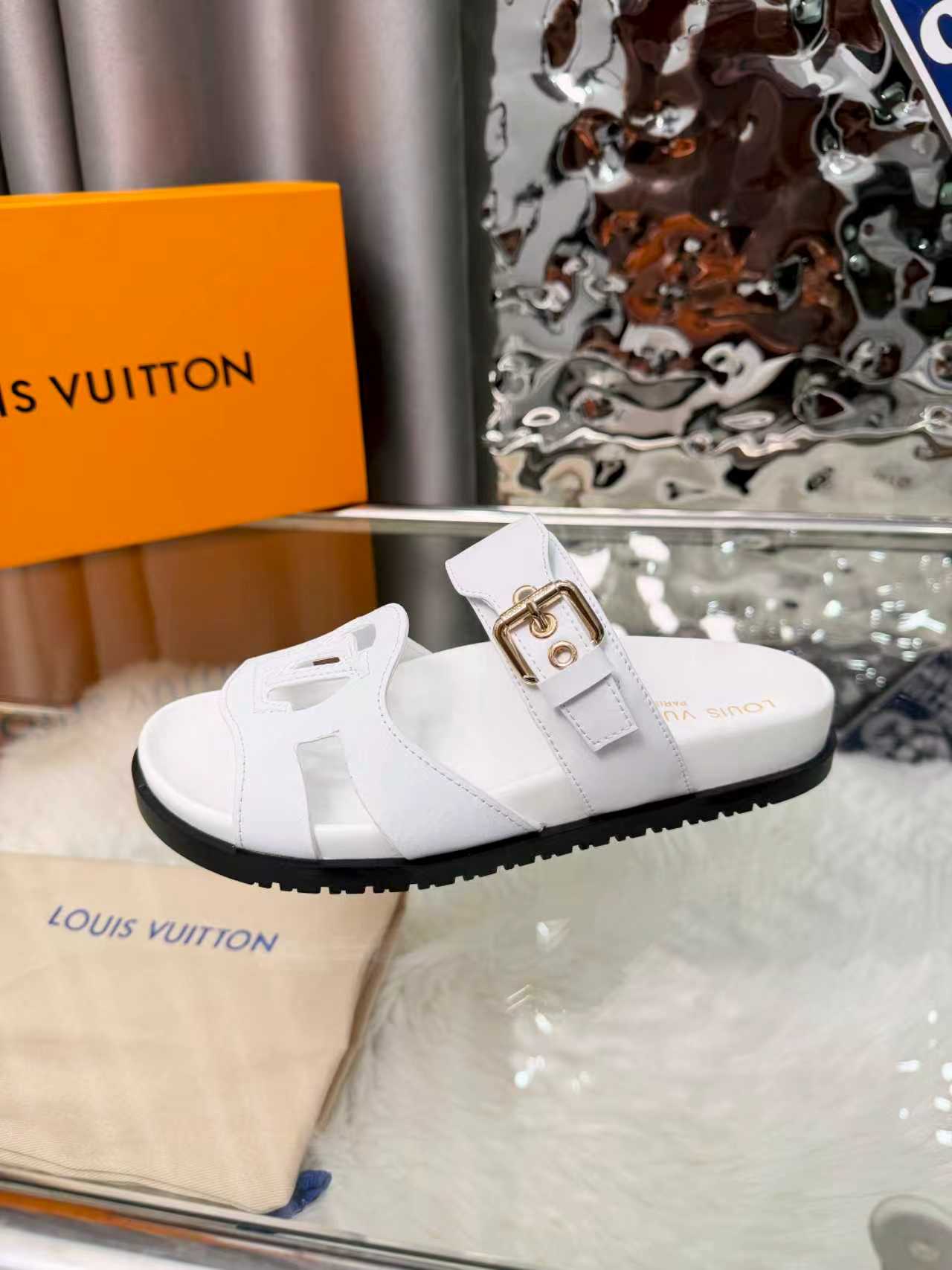 Z2P36E13 Popular high-quality Shoes