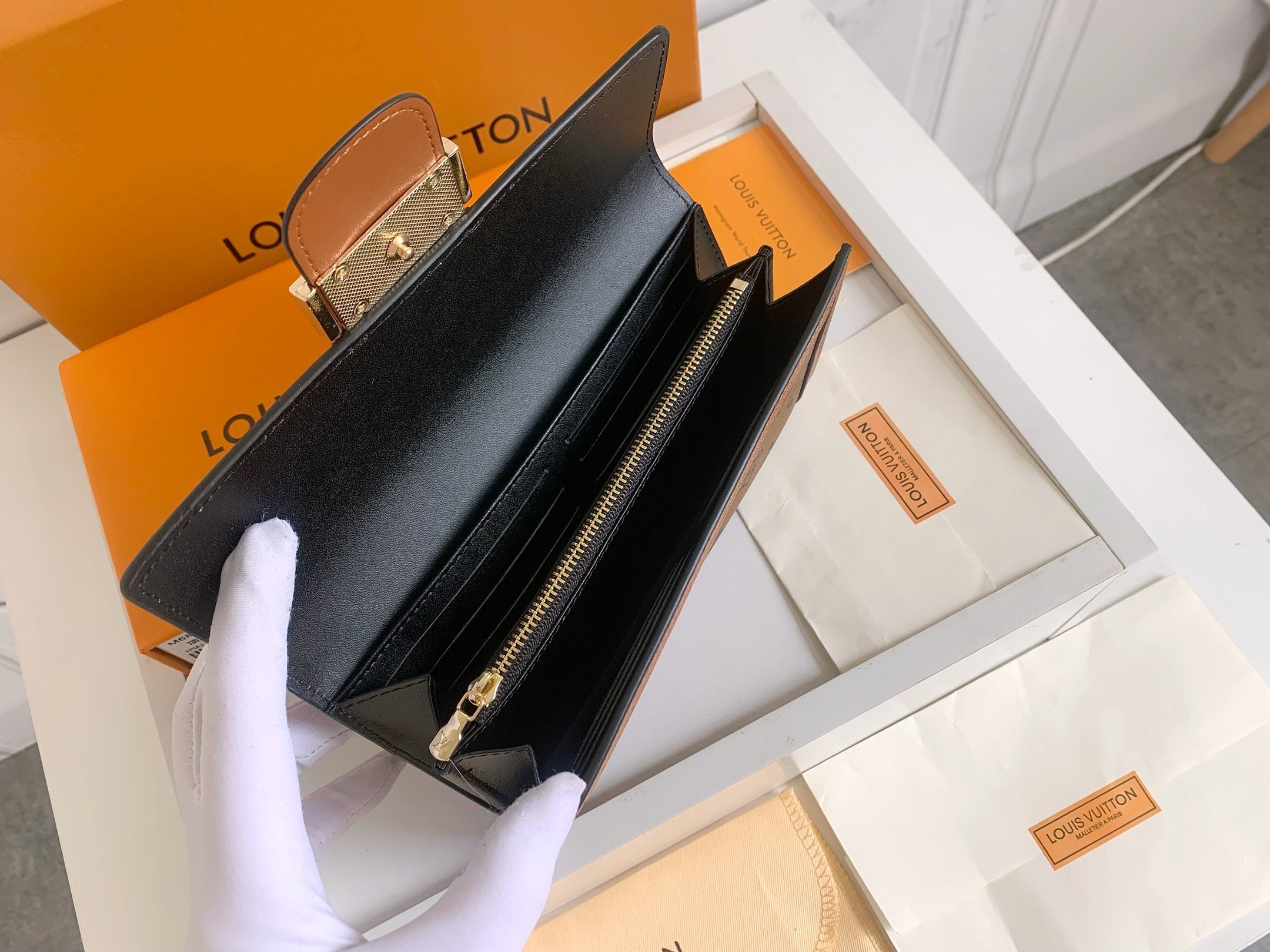 B1N55E33 Popular   leather wallets
