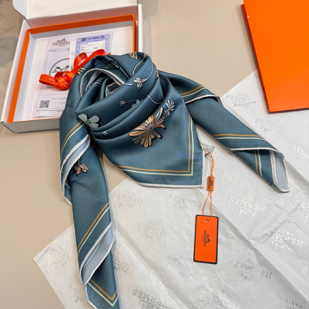 W1N46H19 Popular Silk Scarve