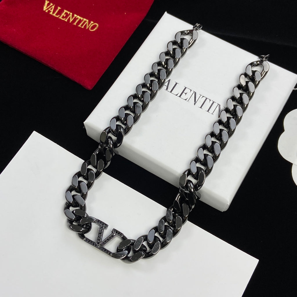 X1Z54VL4460X  Popular   Necklaces