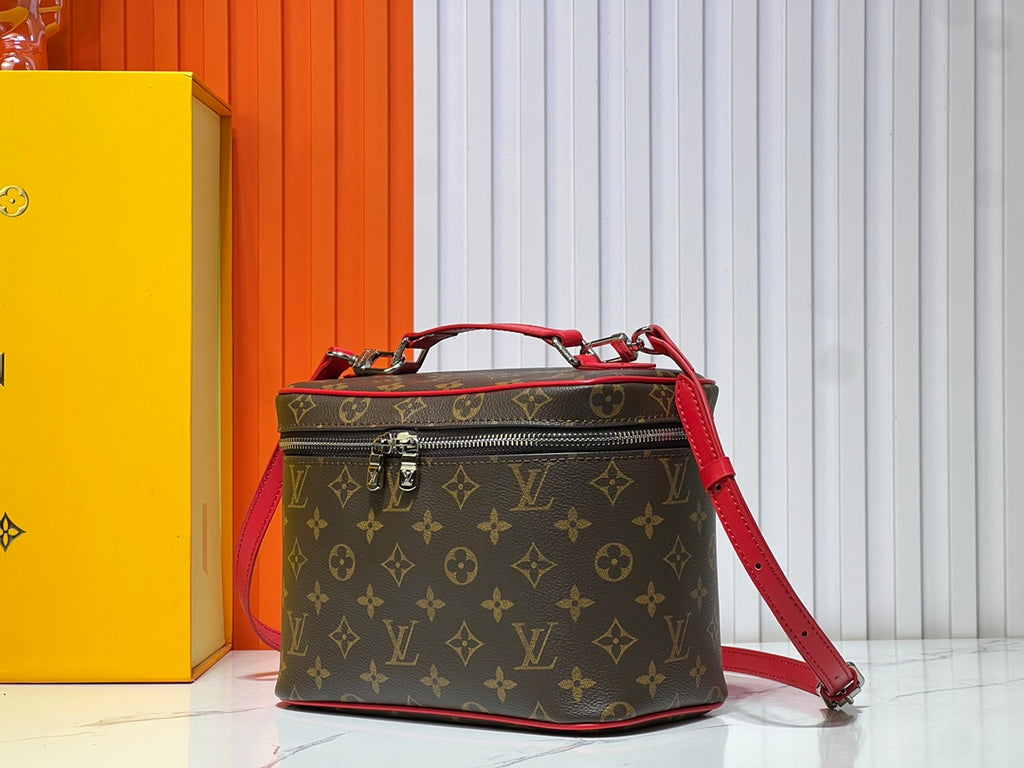 B1X45E10 Popular  leather bag
