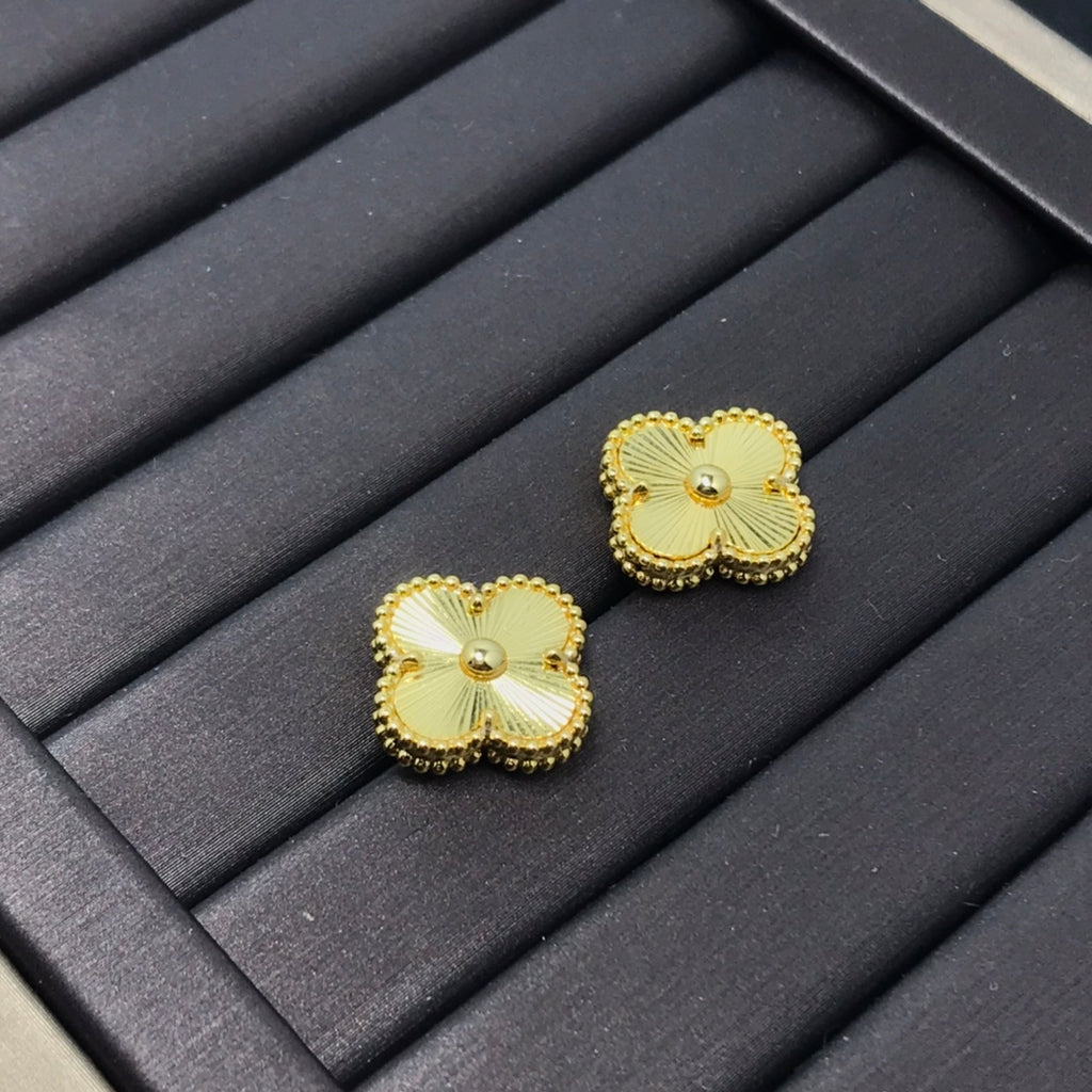 X5X63VA196E Popular  Earrings