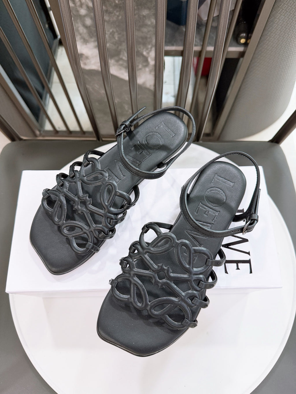 Z2R76A11 Popular high-quality  leather shoes