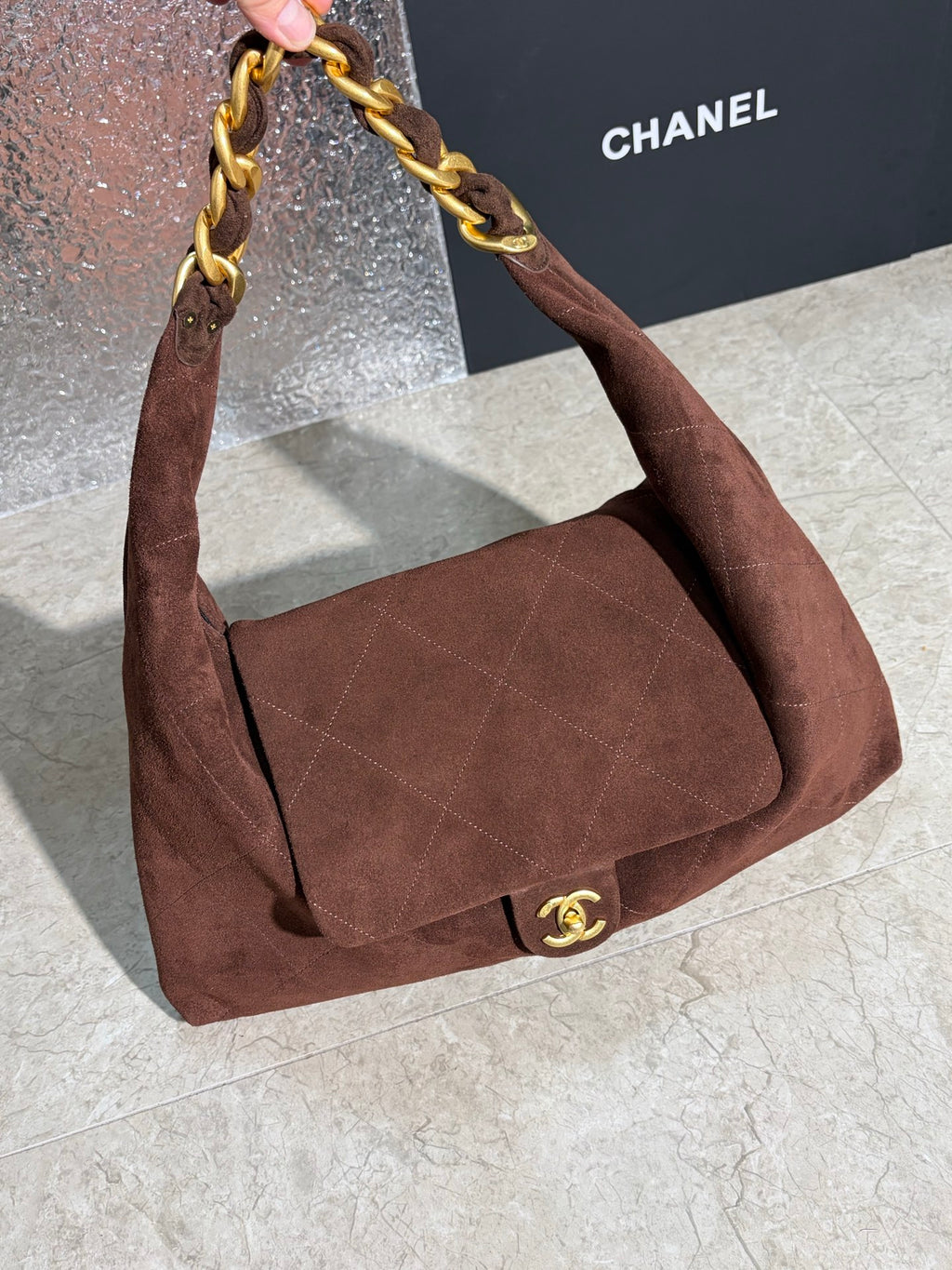 B1R15C146 Popular leather bag