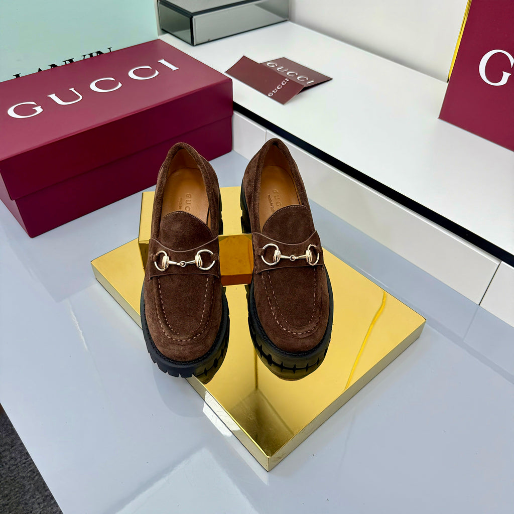 Z2Q105B304 Popular high-quality Shoes