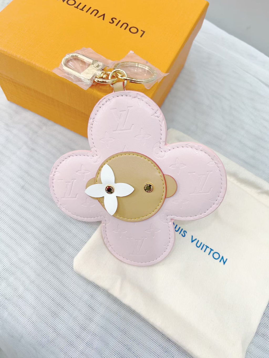 A1R46E37 Popular bag 's charms accessories