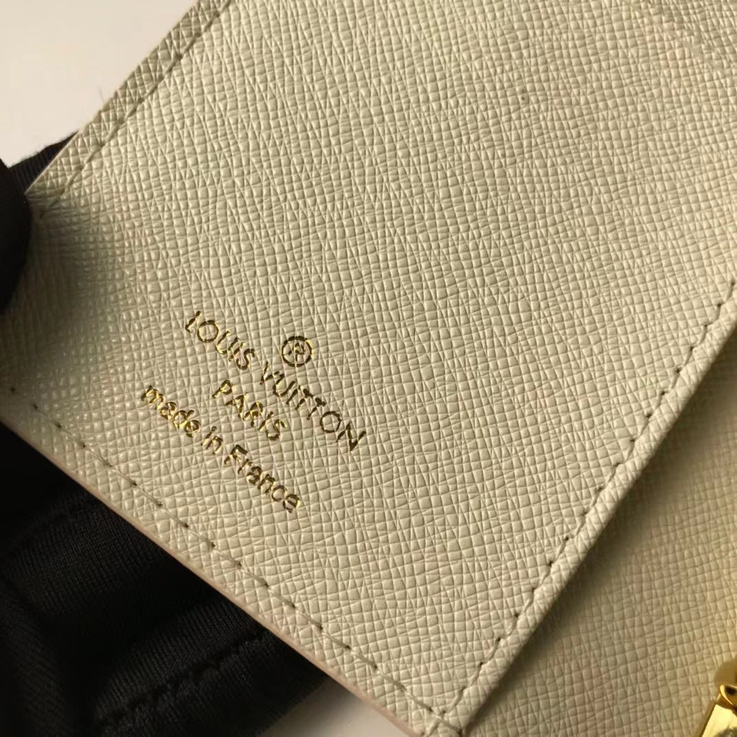 B1Y31E01 Popular  leather wallets