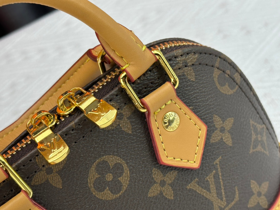 B1X55E20 Popular leather bag