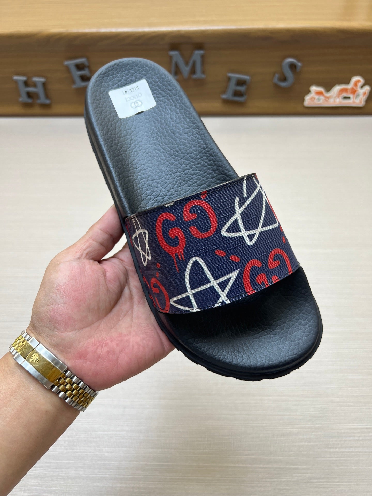 Z5X76B3 Popular slippers