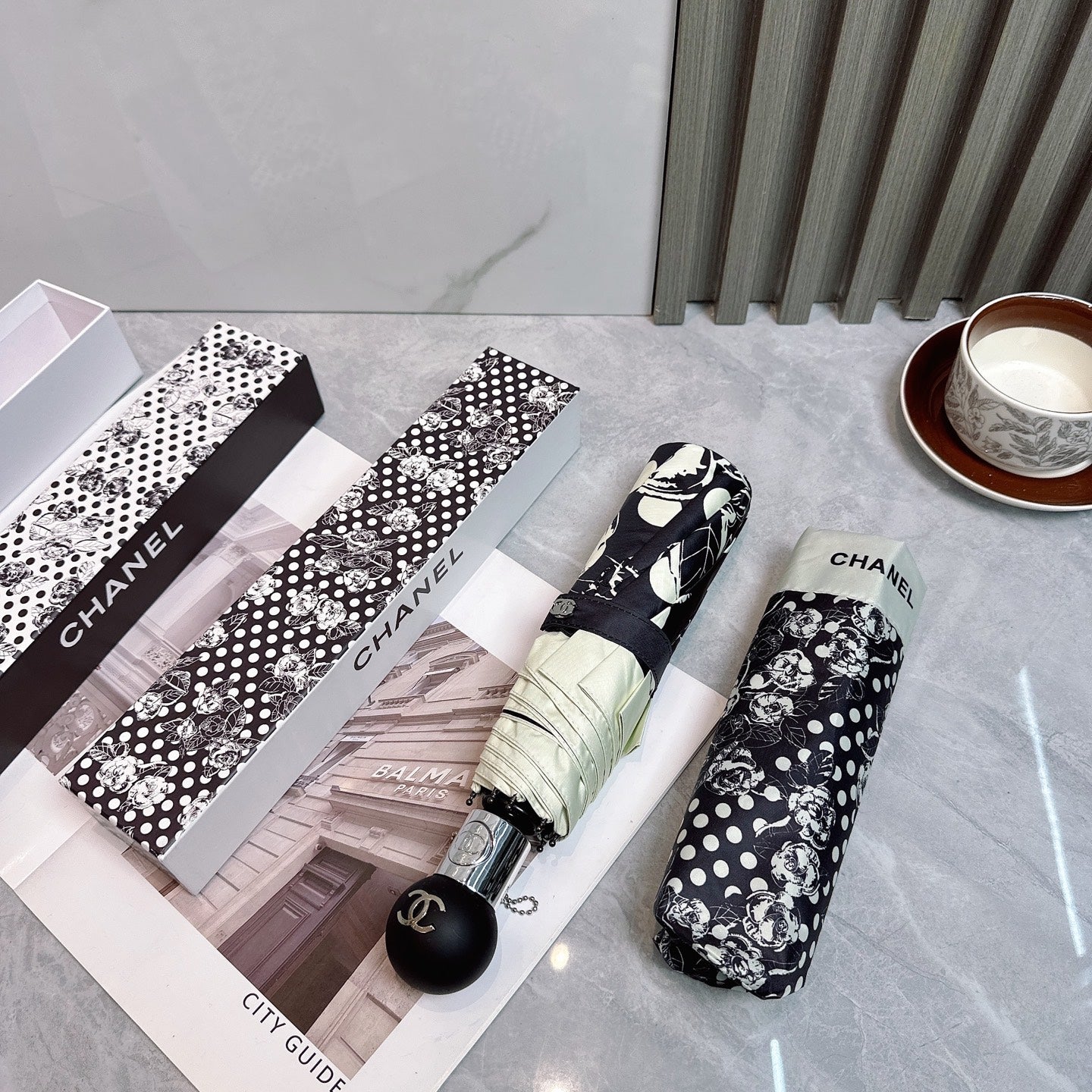 J1R85C31 Popular UV resistant umbrella