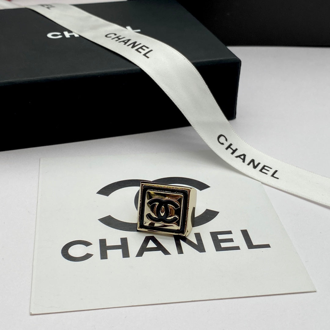 X1Z64C580J   Popular   Rings  and high quality Earrings