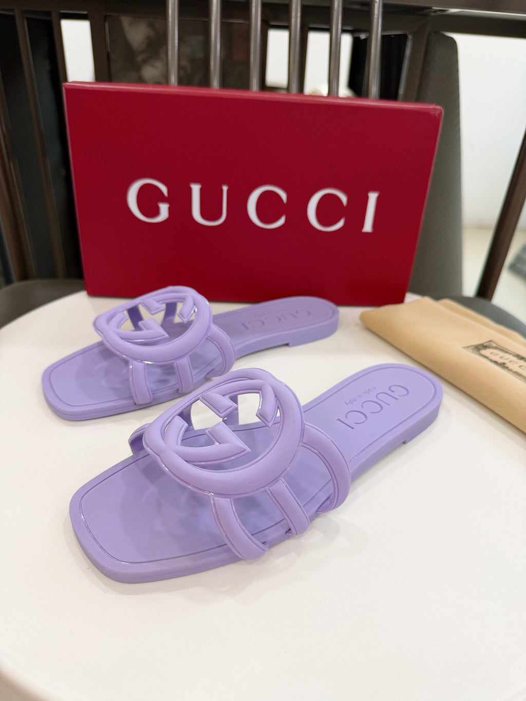 Z2X66B61  Popular high-quality slippers