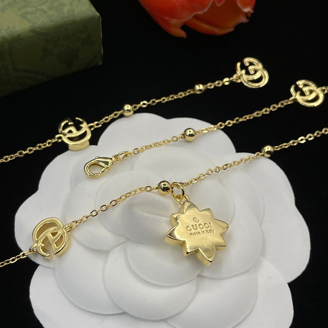 X1R75B27X Popular   Necklaces .