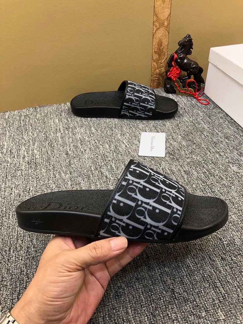 Z5ZD50 Popular slippers