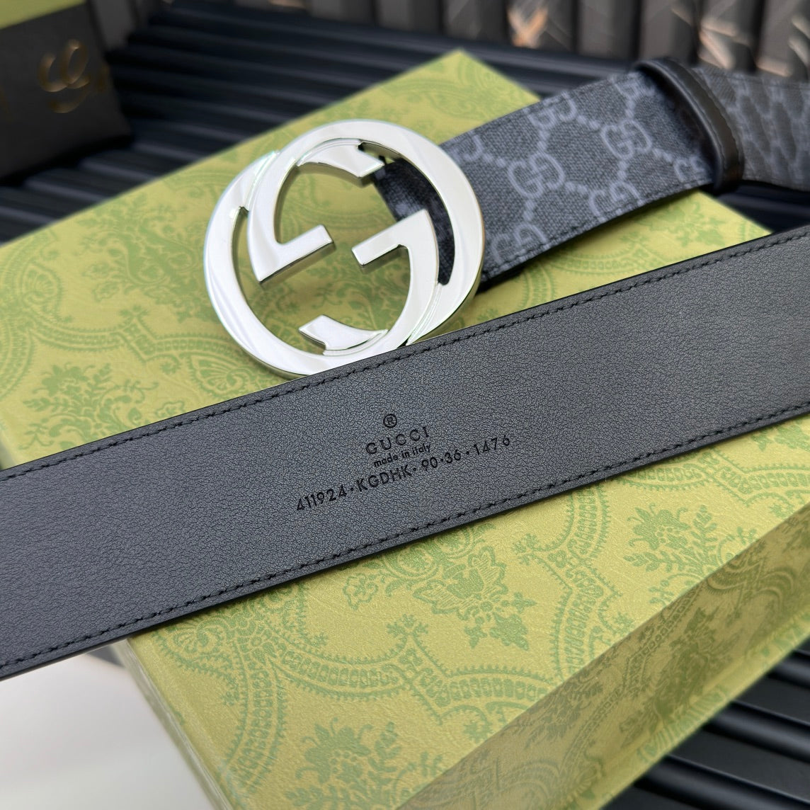 P1Q115B32 Popular High quality belt With full package