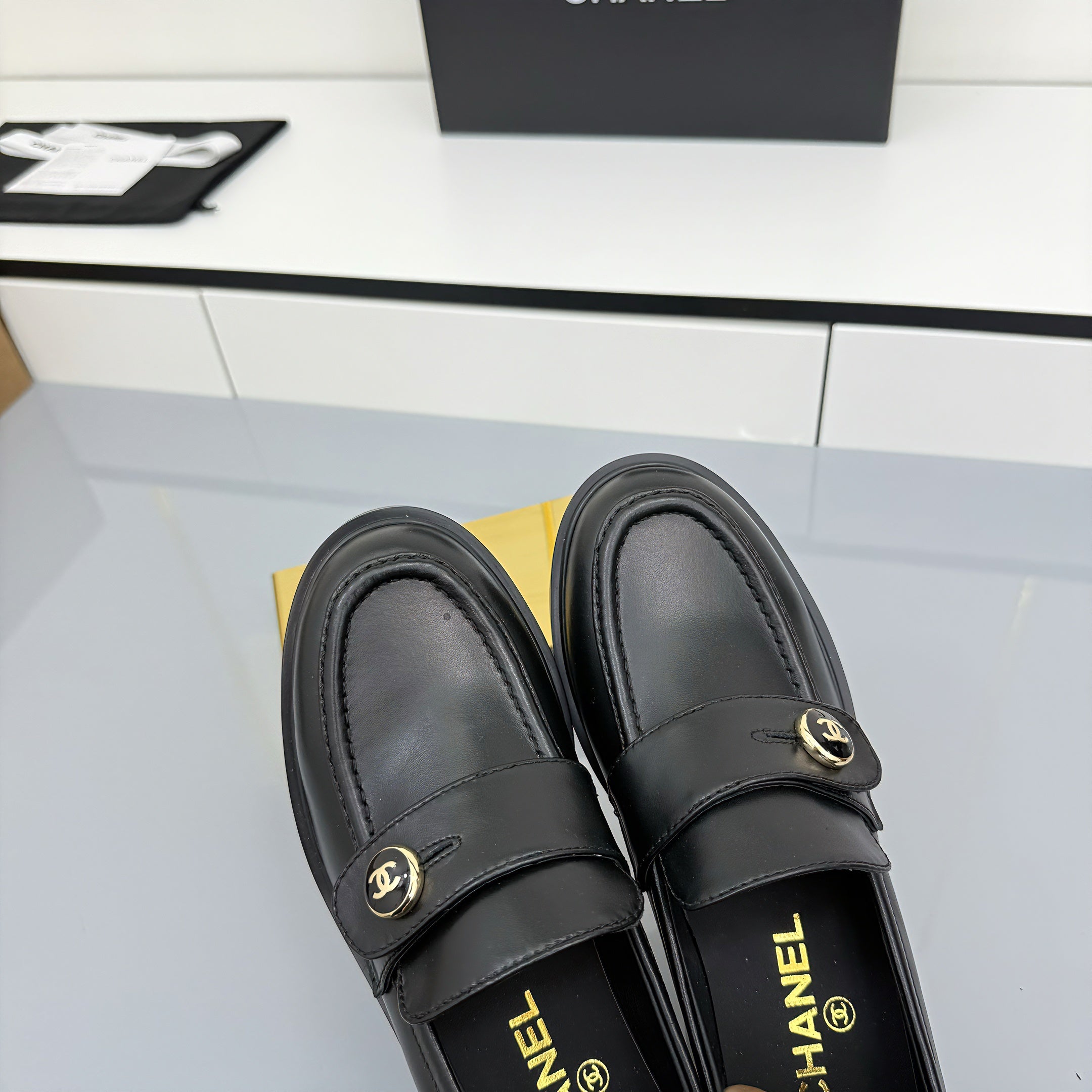 Z2Q105C389 Popular high-quality leather Shoes