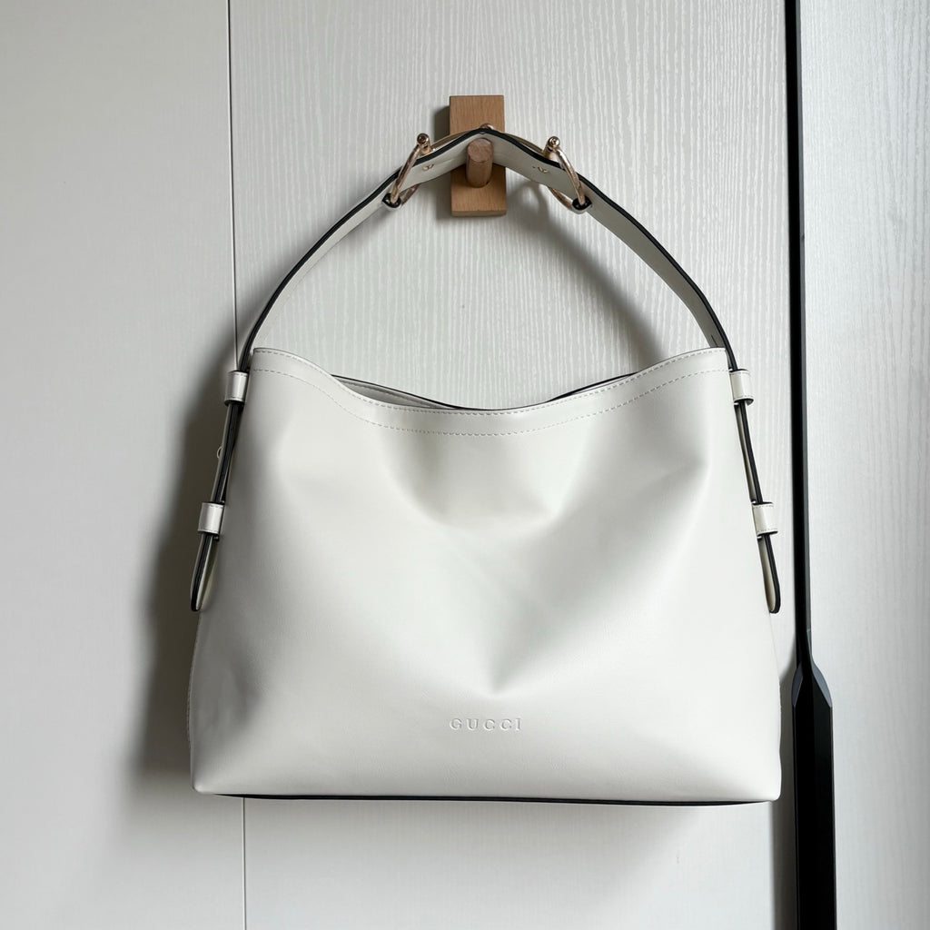 B1P36C56 Popular leather bag