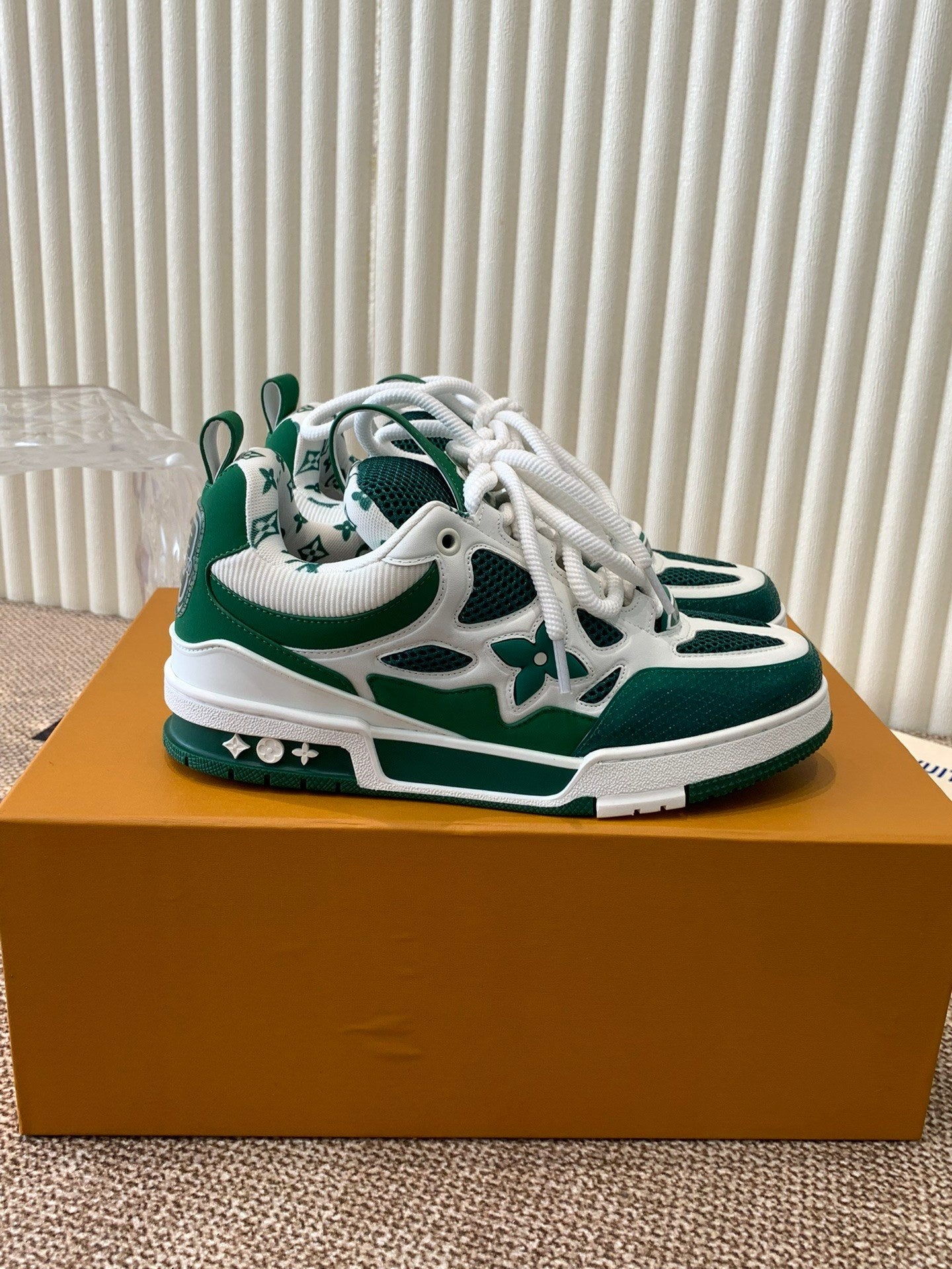Z2Q95E183  Popular high-quality Shoes