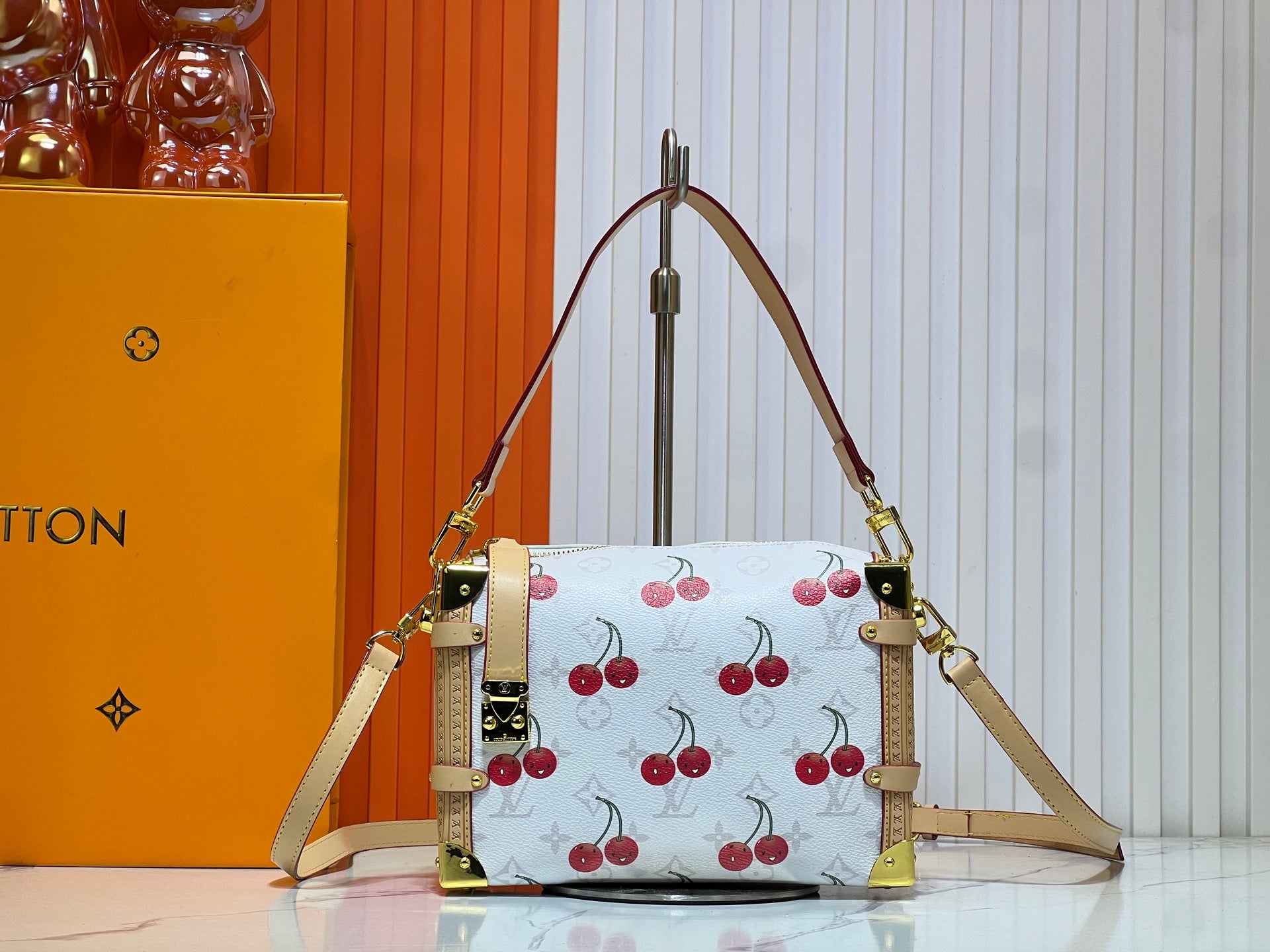 B1N55E18 Popular    leather bag