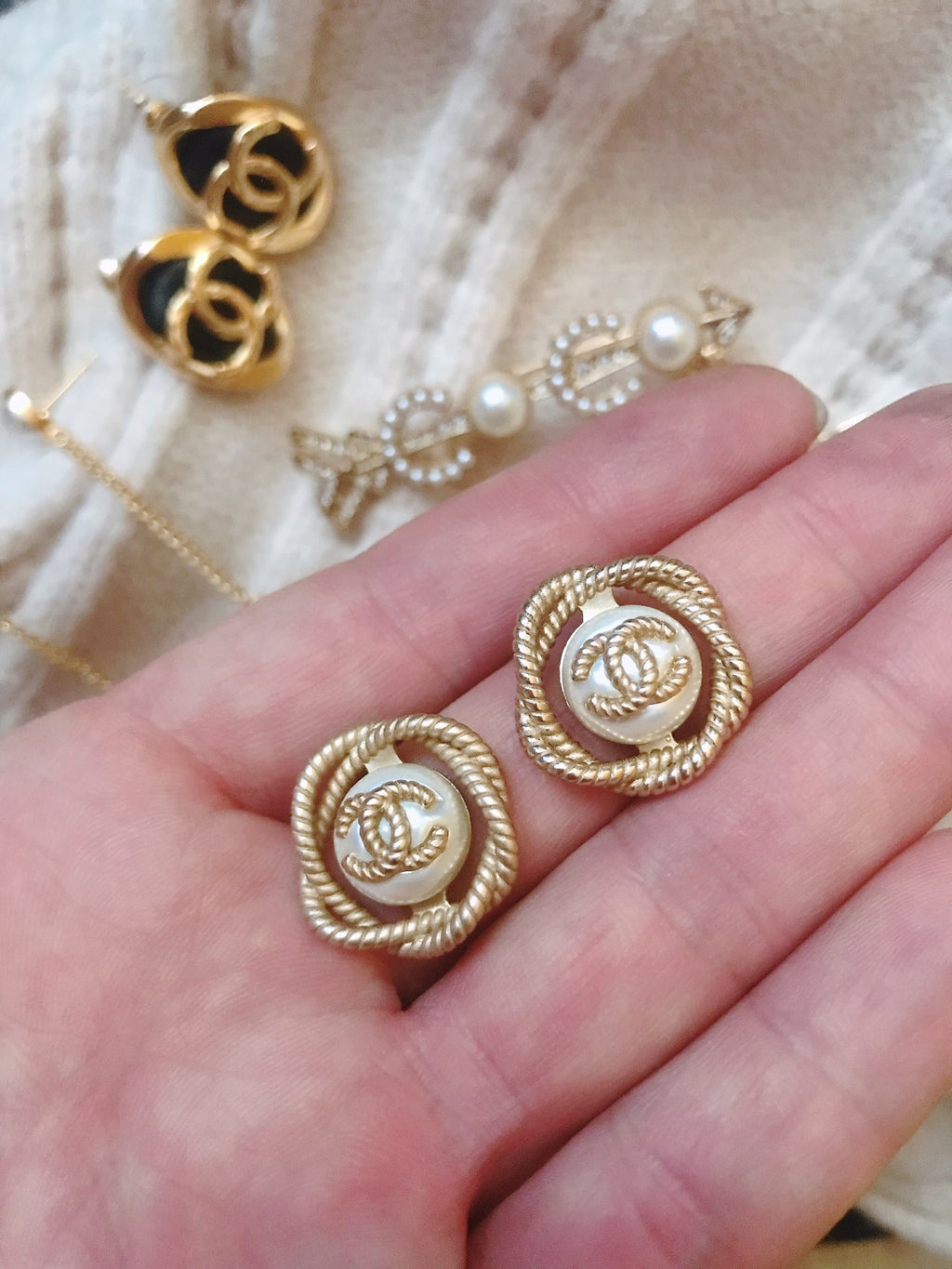 X1Q45C9E Popular Earrings
