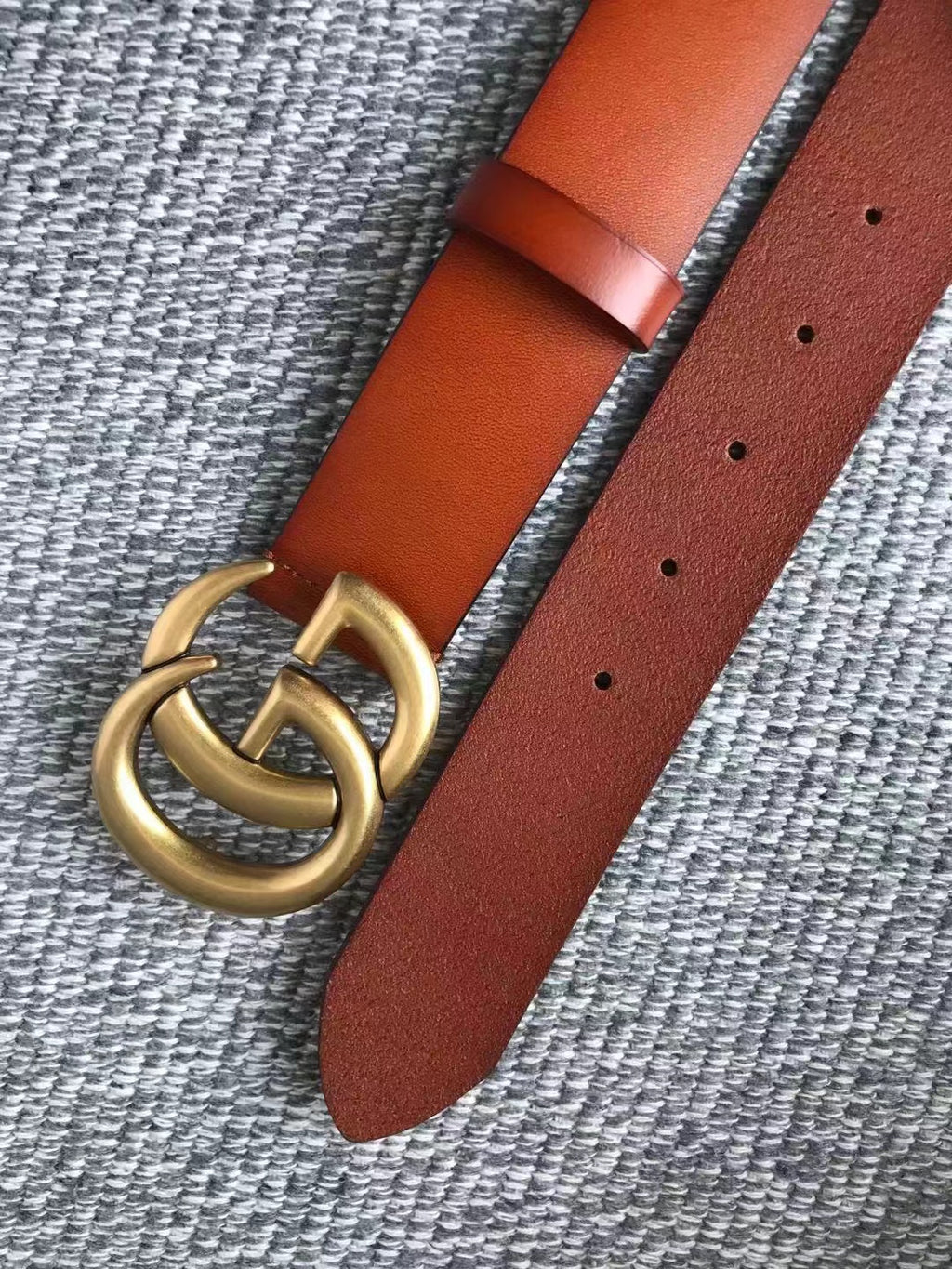 P1L124B150 Popular   High quality belt With full package