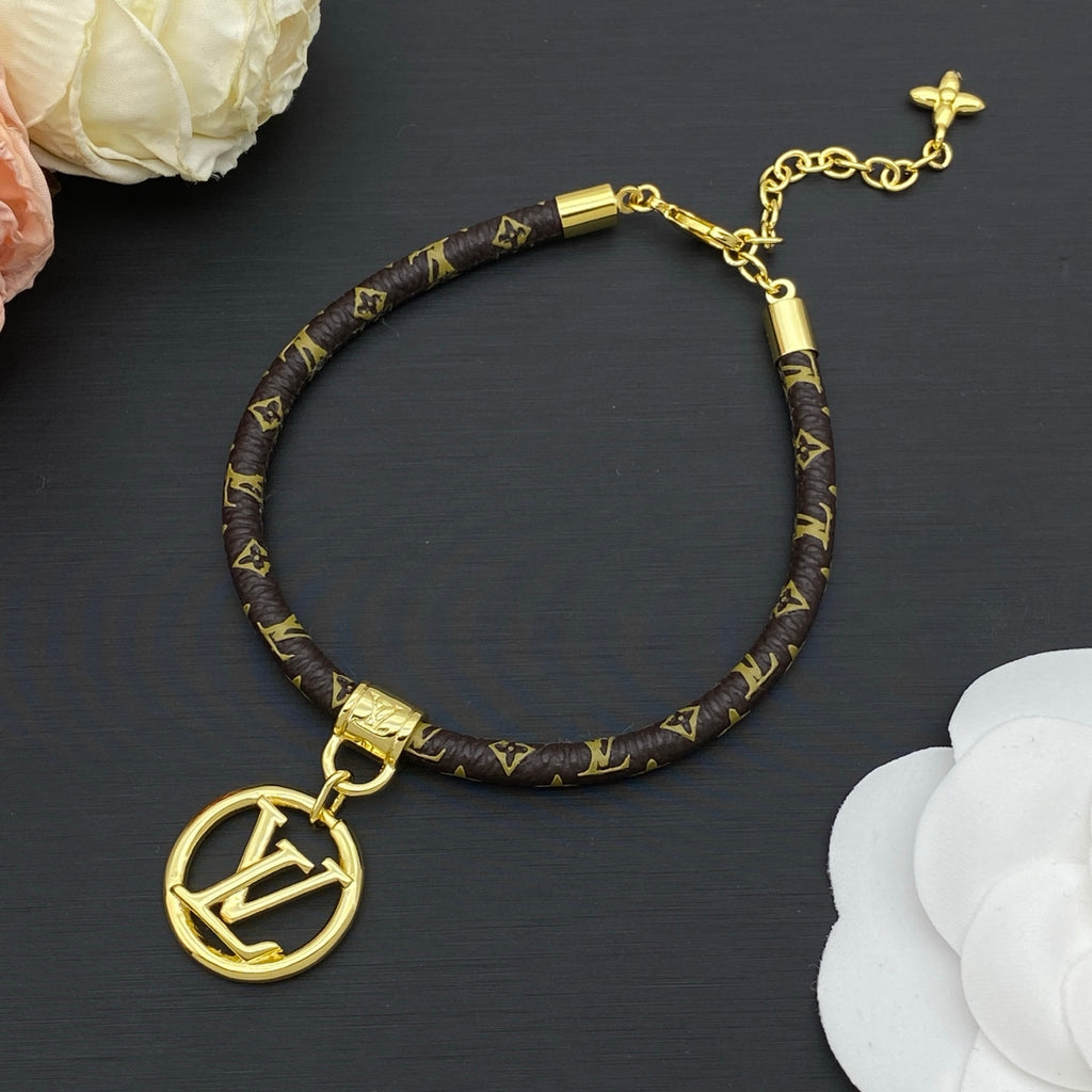 X1N36E83X Popular  Bracelets