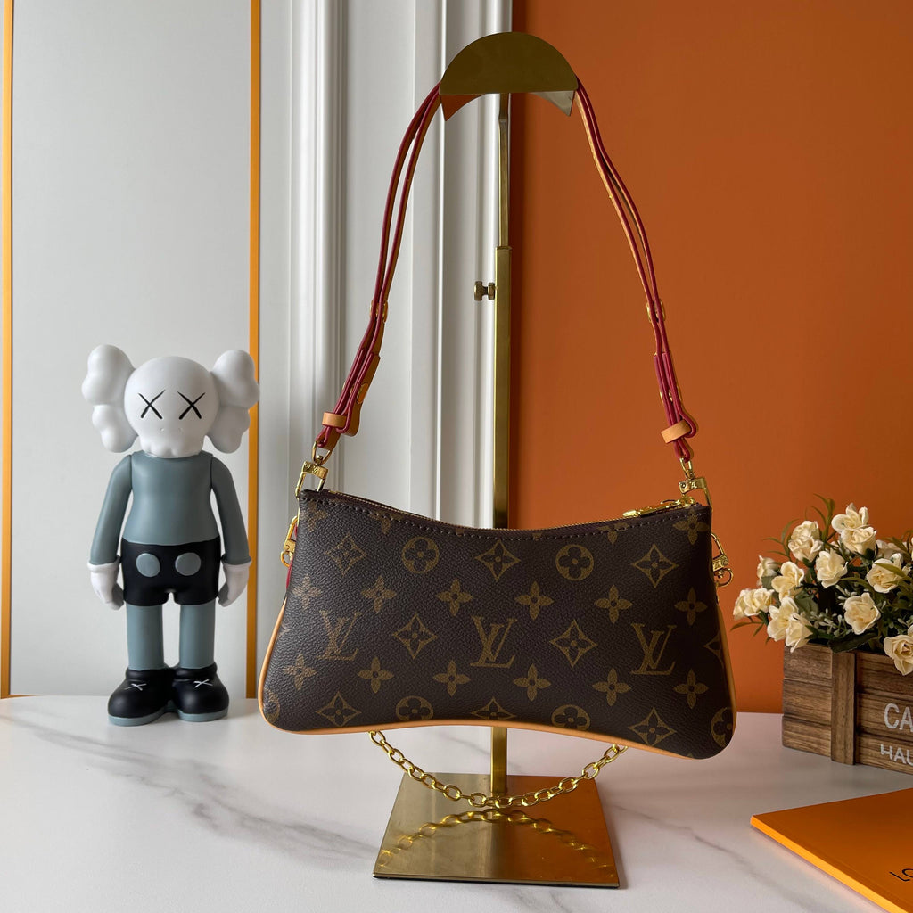 B1R15E30 Popular   bag