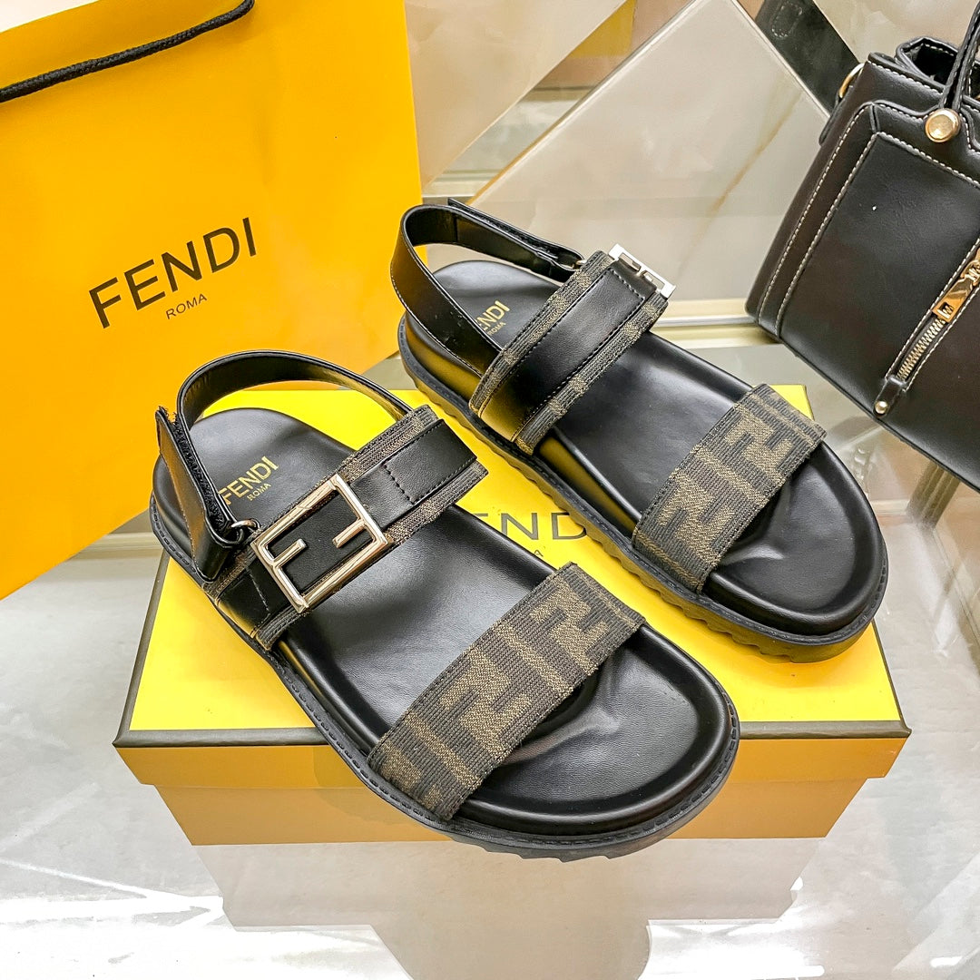 Z1Z54F71 Popular sandals