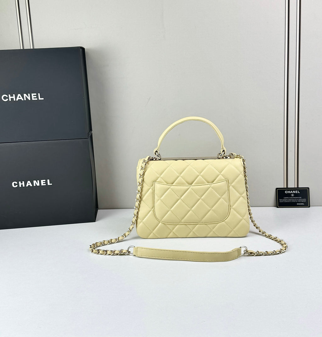 B1X76C8  Popular leather bag