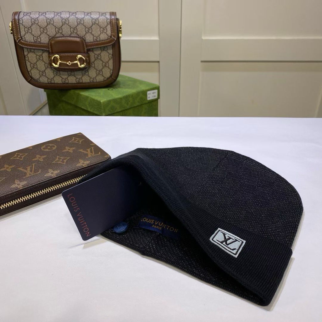 M1R86E34 Popular hats