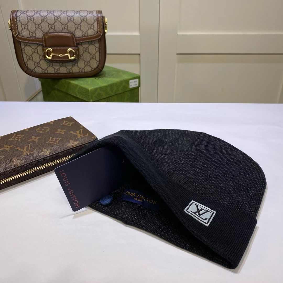 M1R86E34 Popular hats