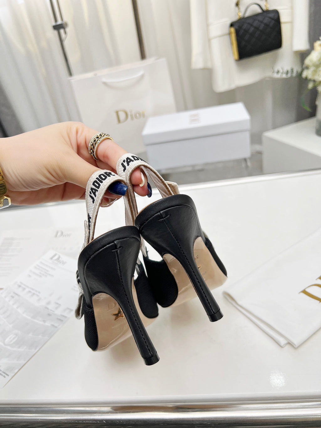 Z2P36D33 Popular high-quality  Shoes
