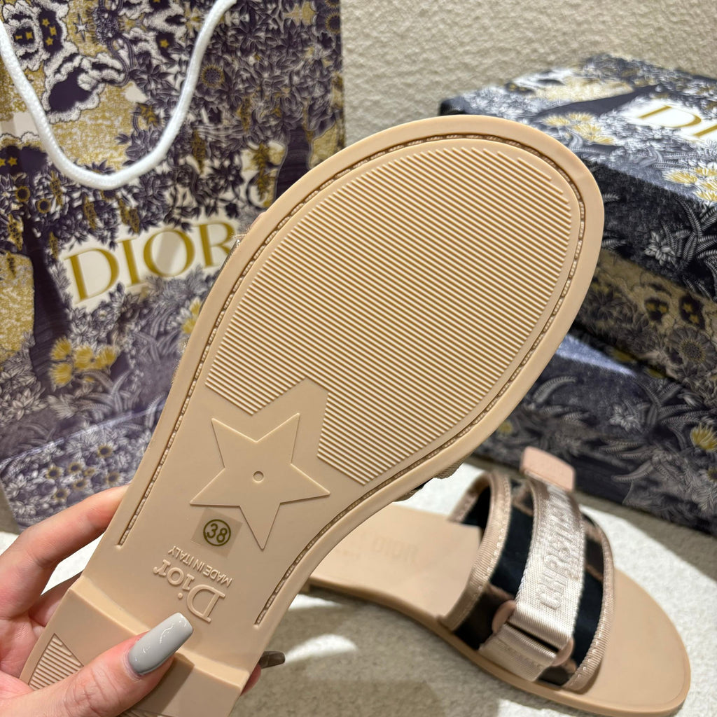 Z1ZD17 Popular slippers