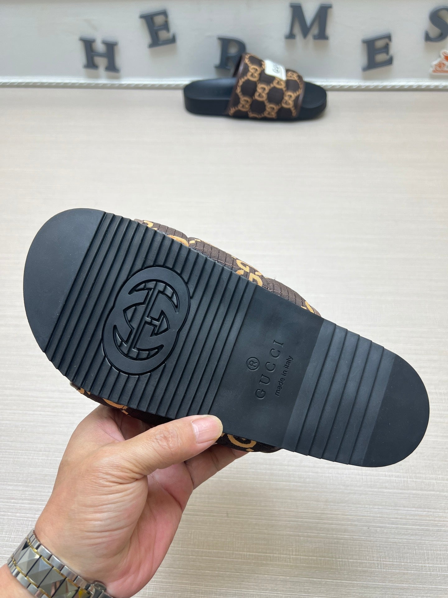 Z5ZB49 Popular slippers