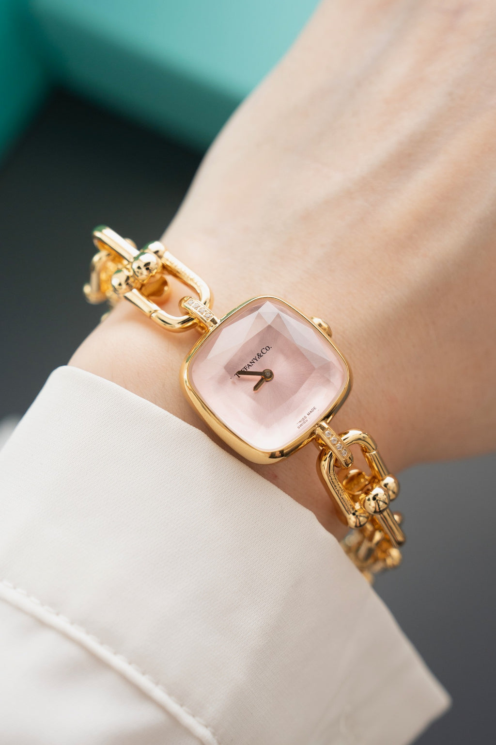 L1R36T74 Popular Watches