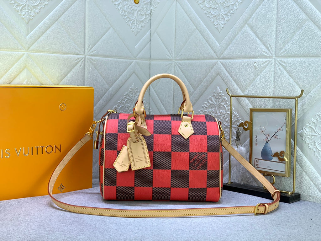 B12X44E269 Popular  leather bag 