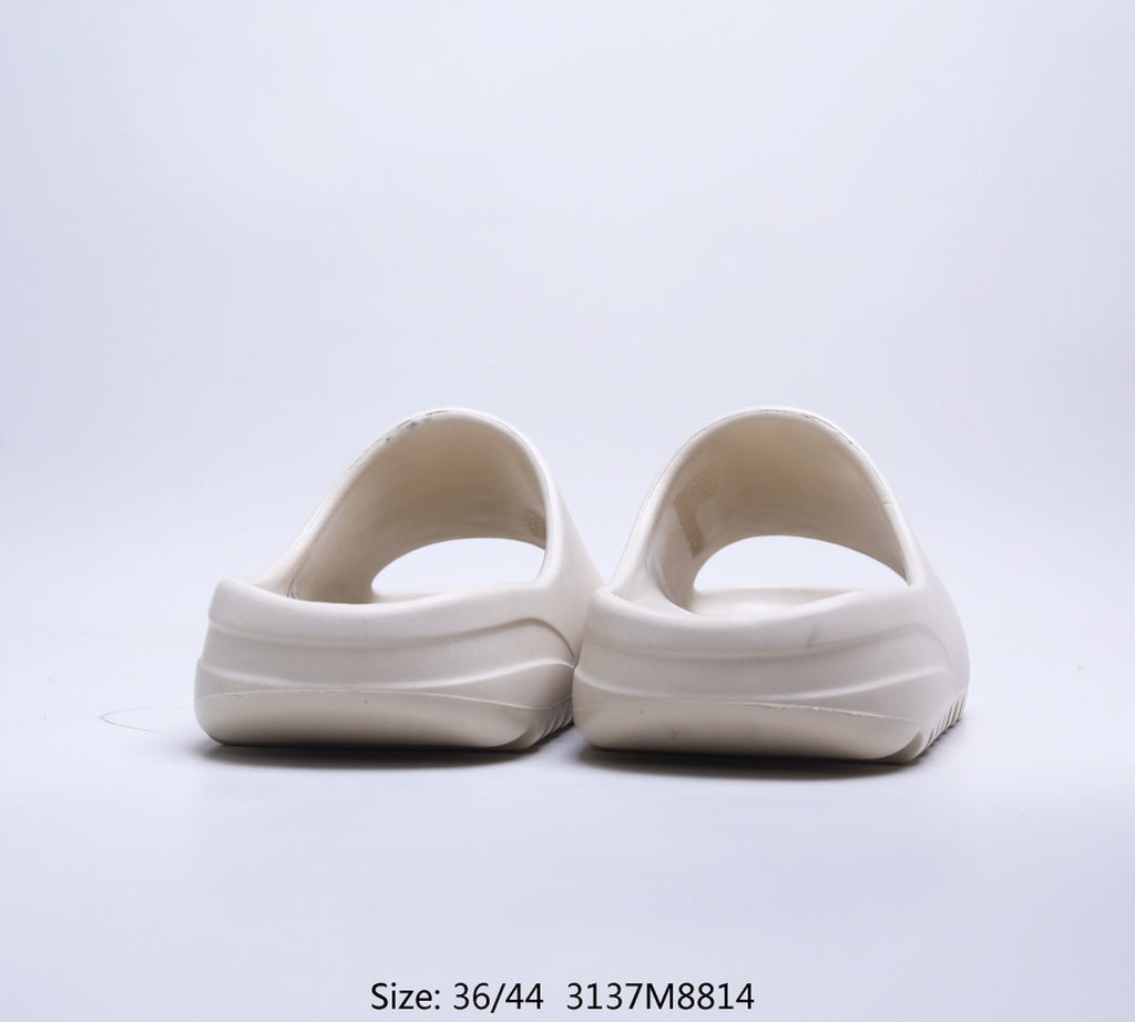 Z4A32 Popular shoes