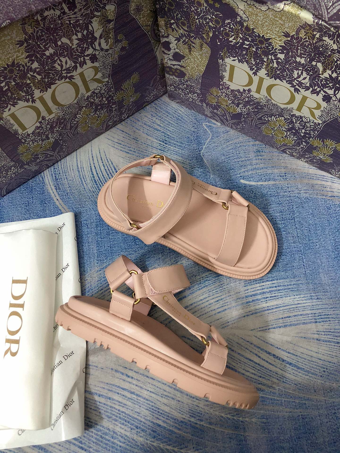 Z1ZD8 Popular sandals