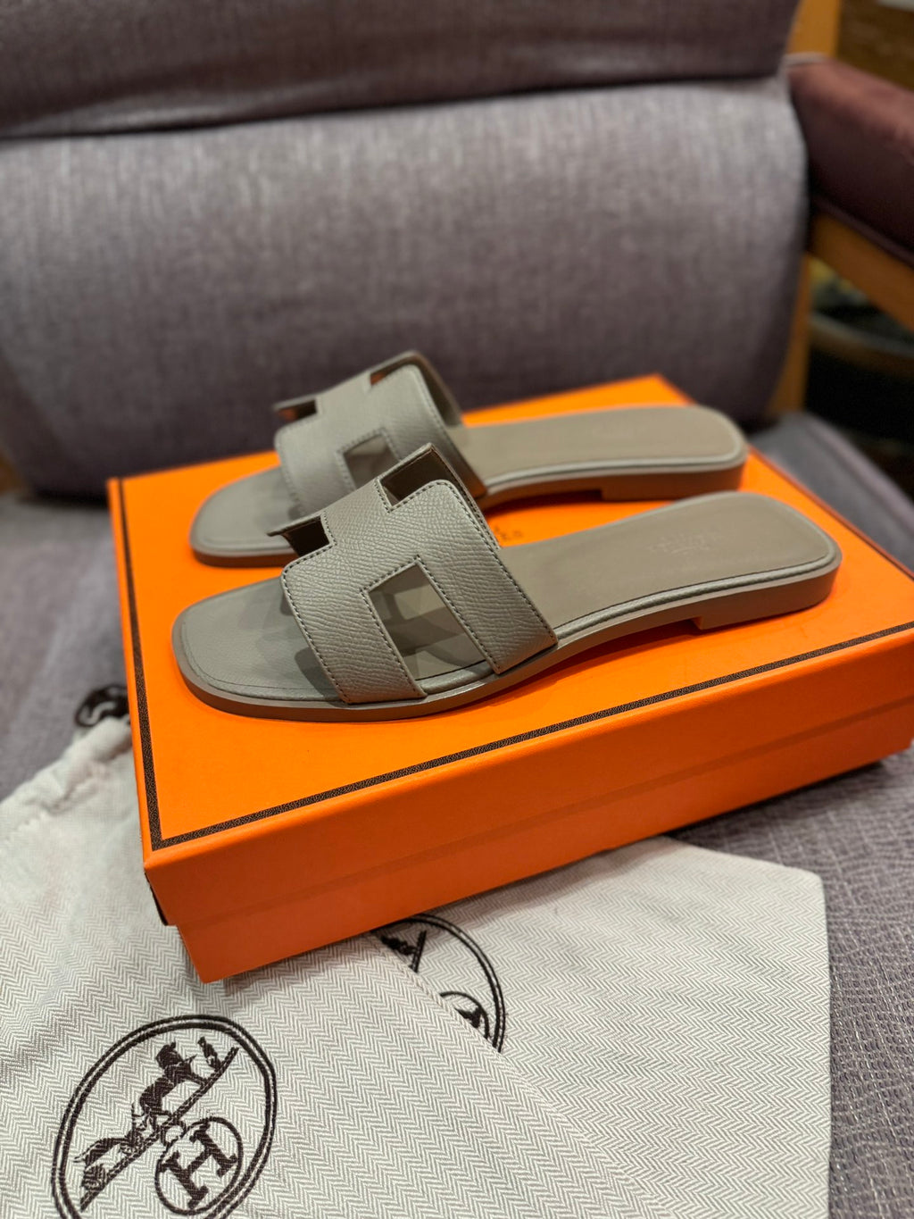 Z1Z55H311 Popular Slippers