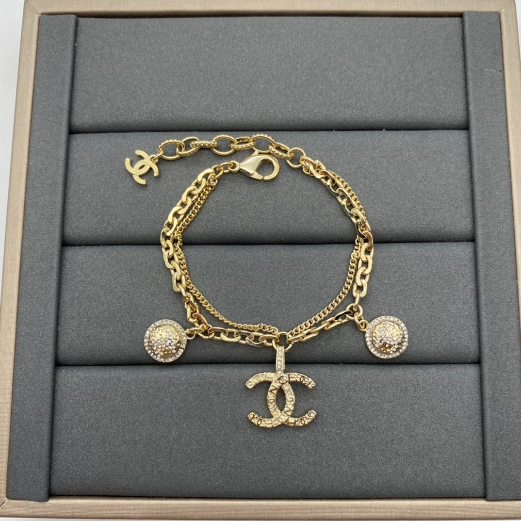 X1Y93C233H  Popular Earrings Bracelets Necklaces Brooch