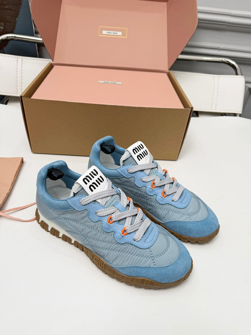 Z2P36A55 Popular high-quality leather Shoes